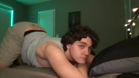 Snapshot of benchedtoast chatting on 01/27/25, 07:56 benchedtoast online show from 01/27/25, 07:56