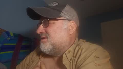 Snapshot of bendavewill chatting on 12/16/24, 05:06 Bendavewill online show from 12/16/24, 05:06