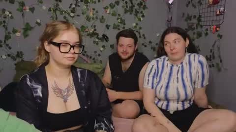KENDALL  NATHAN online show from 07/23/26, 11:19