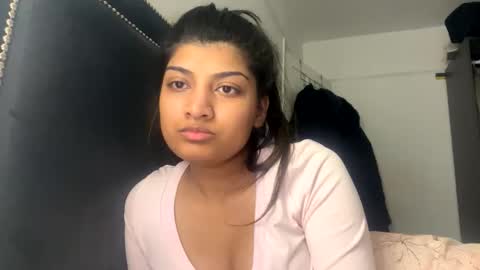 Snapshot of bengalibaddie7_x chatting on 05/13/26, 02:20 bengalibaddie7_x online show from 05/13/26, 02:20