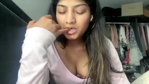 Snapshot of bengalibaddie7_x chatting on 05/16/26, 04:42 bengalibaddie7_x online show from 05/16/26, 04:42