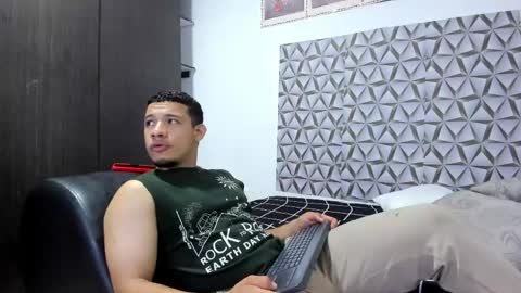 Snapshot of benjamin_lichx chatting on 04/17/26, 03:09 Benjamin online show from 04/17/26, 03:09