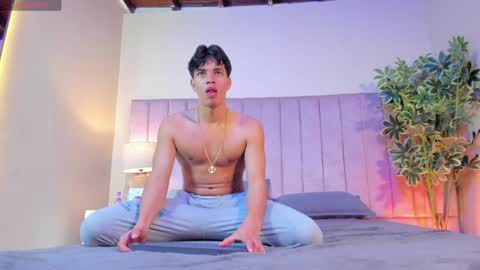BENJAMIN online show from 02/01/25, 07:36
