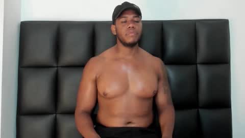 Snapshot of benjaminsr chatting on 04/17/26, 05:16 BEJAMIN online show from 04/17/26, 05:16