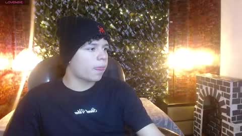 BENJAMIN online show from 12/29/24, 07:43