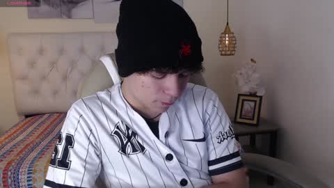 BENJAMIN online show from 01/25/25, 07:49