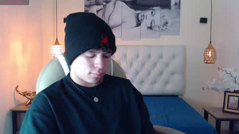 BENJAMIN online show from 01/29/25, 08:25