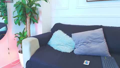 Snapshot of bennett_alejoo chatting on 10/29/25, 07:04 bennett_alejoo online show from 10/29/25, 07:04