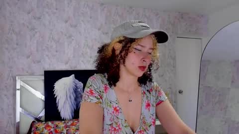 Snapshot of benny_wilson chatting on 09/24/25, 03:43 benny_wilson online show from 09/24/25, 03:43