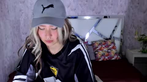 Snapshot of benny_wilson chatting on 09/27/25, 03:44 benny_wilson online show from 09/27/25, 03:44