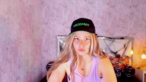 Snapshot of benny_wilson chatting on 10/07/25, 03:25 benny_wilson online show from 10/07/25, 03:25