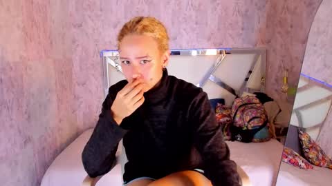 Snapshot of benny_wilson chatting on 10/24/25, 03:47 benny_wilson online show from 10/24/25, 03:47