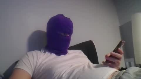 Snapshot of bennybueno chatting on 04/02/26, 03:04 bennybueno online show from 04/02/26, 03:04