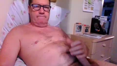 Snapshot of bennybutterfly007 chatting on 12/10/24, 09:12 bennybutterfly007 online show from 12/10/24, 09:12