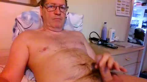 Snapshot of bennybutterfly007 chatting on 03/31/26, 07:53 bennybutterfly007 online show from 03/31/26, 07:53