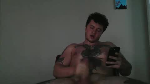 Snapshot of bennymaple chatting on 10/28/25, 09:28 bennymaple online show from 10/28/25, 09:28