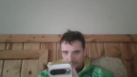 Snapshot of bennymn chatting on 01/26/25, 06:06 benny and innocentvixon online show from 01/26/25, 06:06