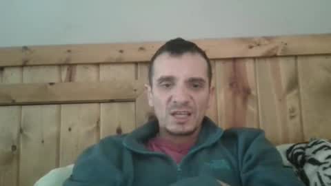 Snapshot of bennymn chatting on 12/01/25, 05:40 benny and innocentvixon online show from 12/01/25, 05:40