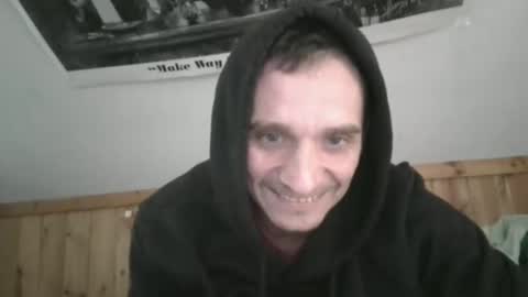 Snapshot of bennymn chatting on 12/05/25, 06:37 benny and innocentvixon online show from 12/05/25, 06:37