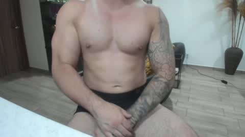 Snapshot of benthebodybuilder chatting on 12/12/24, 02:37 Ben Braxton online show from 12/12/24, 02:37