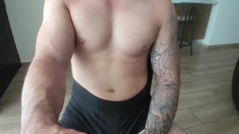 Snapshot of benthebodybuilder chatting on 12/15/24, 09:20 Ben Braxton online show from 12/15/24, 09:20