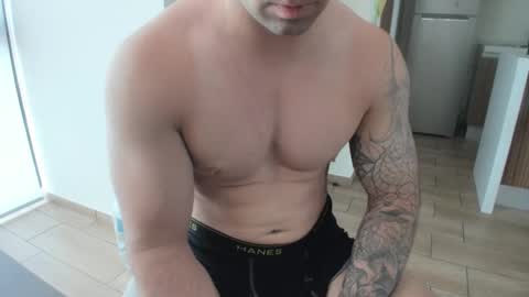 Snapshot of benthebodybuilder chatting on 12/25/24, 05:37 Ben Braxton online show from 12/25/24, 05:37