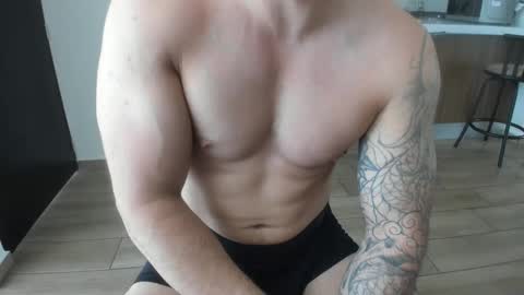 Snapshot of benthebodybuilder chatting on 01/08/25, 04:44 Ben Braxton online show from 01/08/25, 04:44