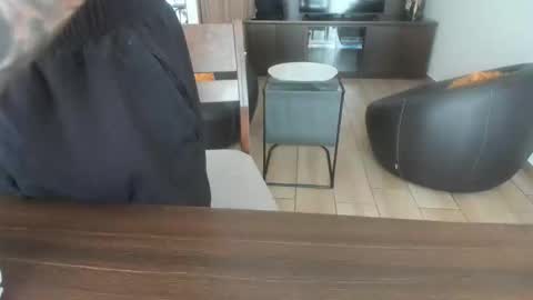 Snapshot of benthebodybuilder chatting on 01/10/25, 10:04 Ben Braxton online show from 01/10/25, 10:04