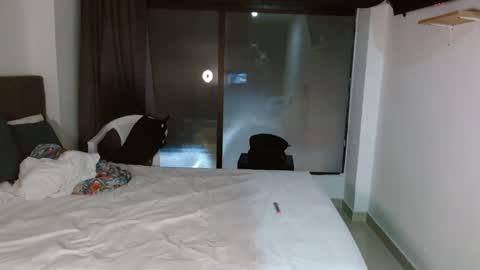 Snapshot of benthebodybuilder chatting on 01/30/25, 05:41 Ben Braxton online show from 01/30/25, 05:41