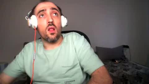 bentish online show from 12/09/24, 02:28