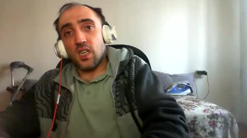 bentish online show from 01/01/25, 01:16