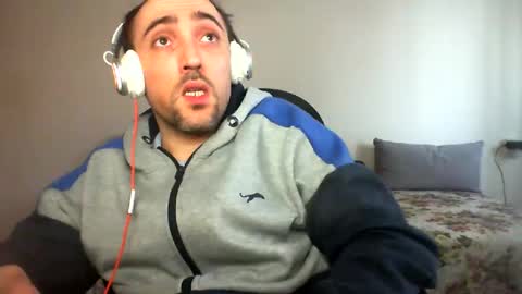 bentish online show from 01/05/25, 01:47