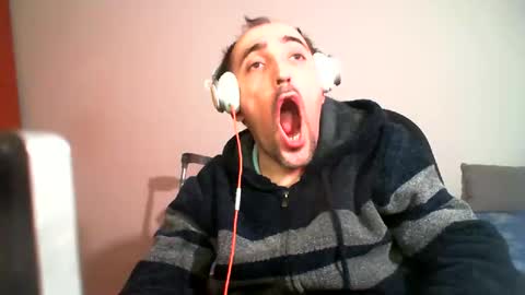 bentish online show from 02/08/25, 03:10