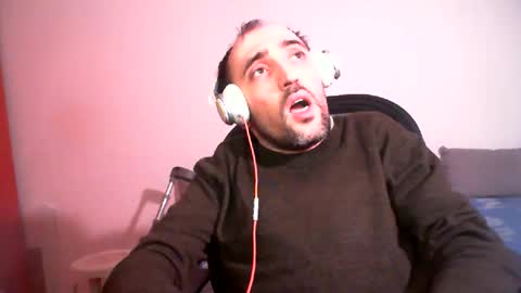 bentish online show from 02/13/25, 07:10