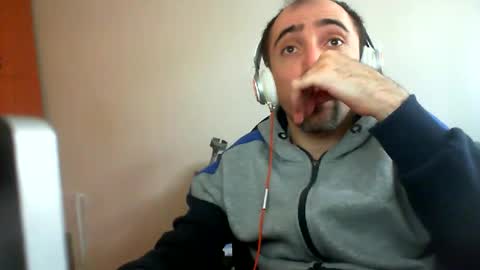 bentish online show from 02/17/25, 10:40