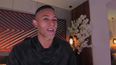 bento_fox online show from 10/31/25, 03:18