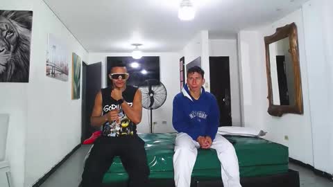 benz boys online show from 10/04/25, 12:03