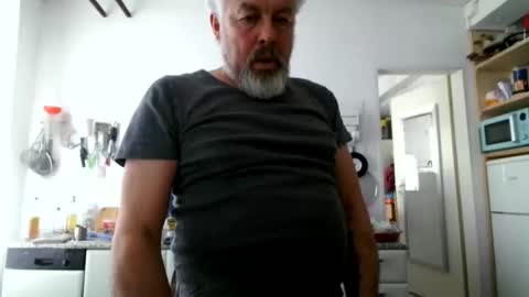 Snapshot of berg_boy chatting on 01/13/26, 11:48 Martin online show from 01/13/26, 11:48
