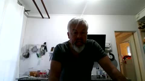 Snapshot of berg_boy chatting on 03/21/26, 05:45 Martin online show from 03/21/26, 05:45