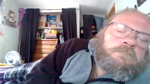 bergeeric1970 online show from 04/29/26, 03:05
