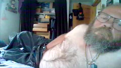 bergeeric1970 online show from 05/21/26, 08:16
