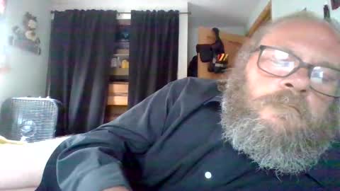 bergeeric1970 online show from 05/31/26, 05:42