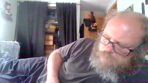 bergeeric1970 online show from 06/08/26, 05:35
