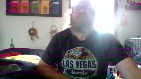 Snapshot of bergeeric1970 chatting on 07/13/26, 06:33 bergeeric1970 online show from 07/13/26, 06:33
