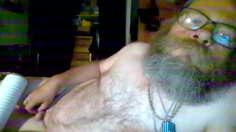 Snapshot of bergeeric1970 chatting on 07/15/26, 06:07 bergeeric1970 online show from 07/15/26, 06:07