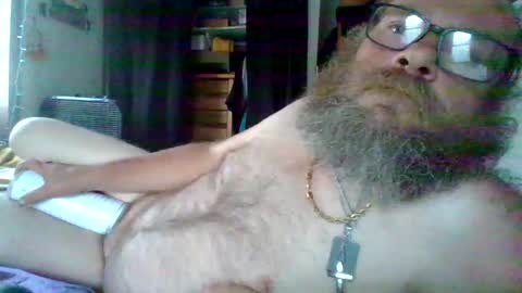 Snapshot of bergeeric1970 chatting on 07/16/26, 10:16 bergeeric1970 online show from 07/16/26, 10:16