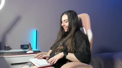 BeriesNiks online show from 10/30/25, 06:52