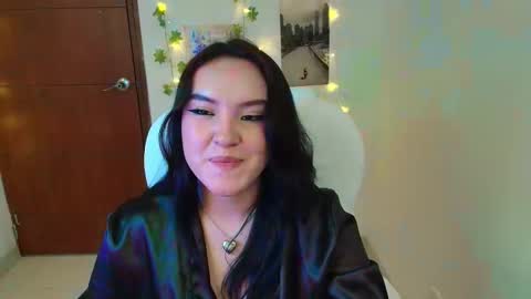 Snapshot of berlin_kaiser chatting on 01/25/25, 02:58 Berlin online show from 01/25/25, 02:58