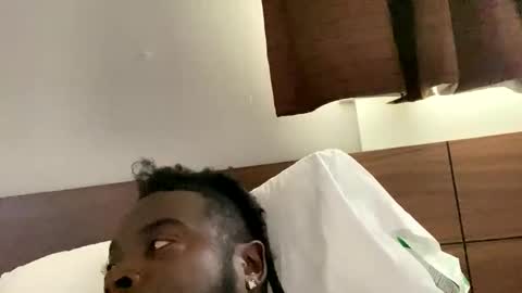 bossG online show from 10/28/25, 01:25