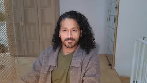 Snapshot of berlinz900 chatting on 10/15/25, 02:39 berlinz900 online show from 10/15/25, 02:39